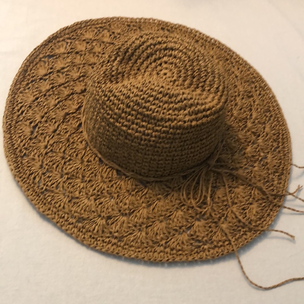 Sun hat from Francesca’s, new without tag